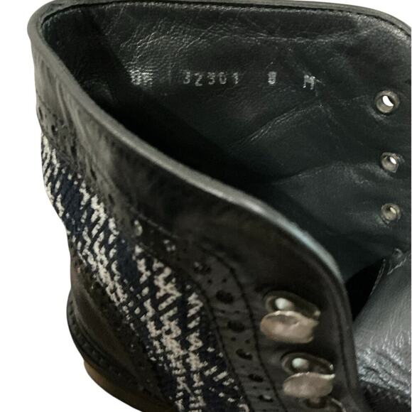 Stuart Weitzman Rare Women’s Brogue Ankle Boots Black Plaid Lace-Up Size 8 - Picture 12 of 12